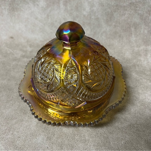 L.E. Smith Art Glass Gold Carnival Item # 310 Hobstar Covered Butter Dish - Picture 2 of 7